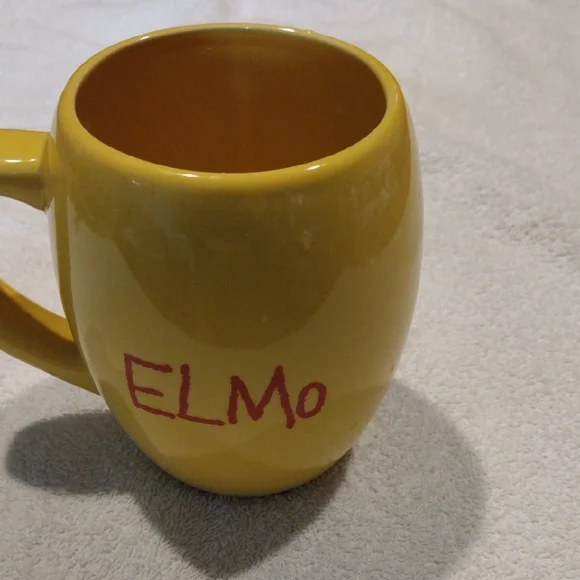 Sesame Place Workshop Colorful Elmo Loves Mornings Yellow Oversized Barrel Mug - Picture 3 of 4